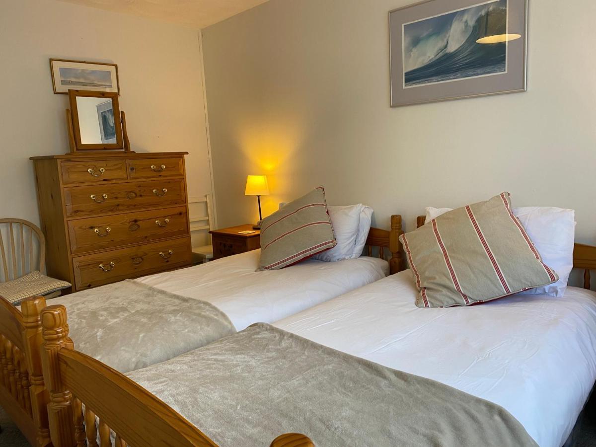 Trafalgar, Lovely Ground Floor Flat With Outside Patio Garden, Minutes Walk To Seafront Seaview Εξωτερικό φωτογραφία